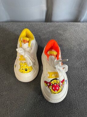 Kids White Sneakers with Yellow & Orange Lining -Winnie the Pooh and Tigger